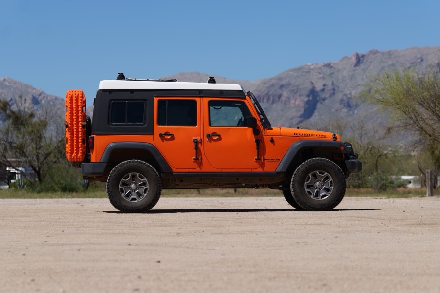 Side profile of the Jeep